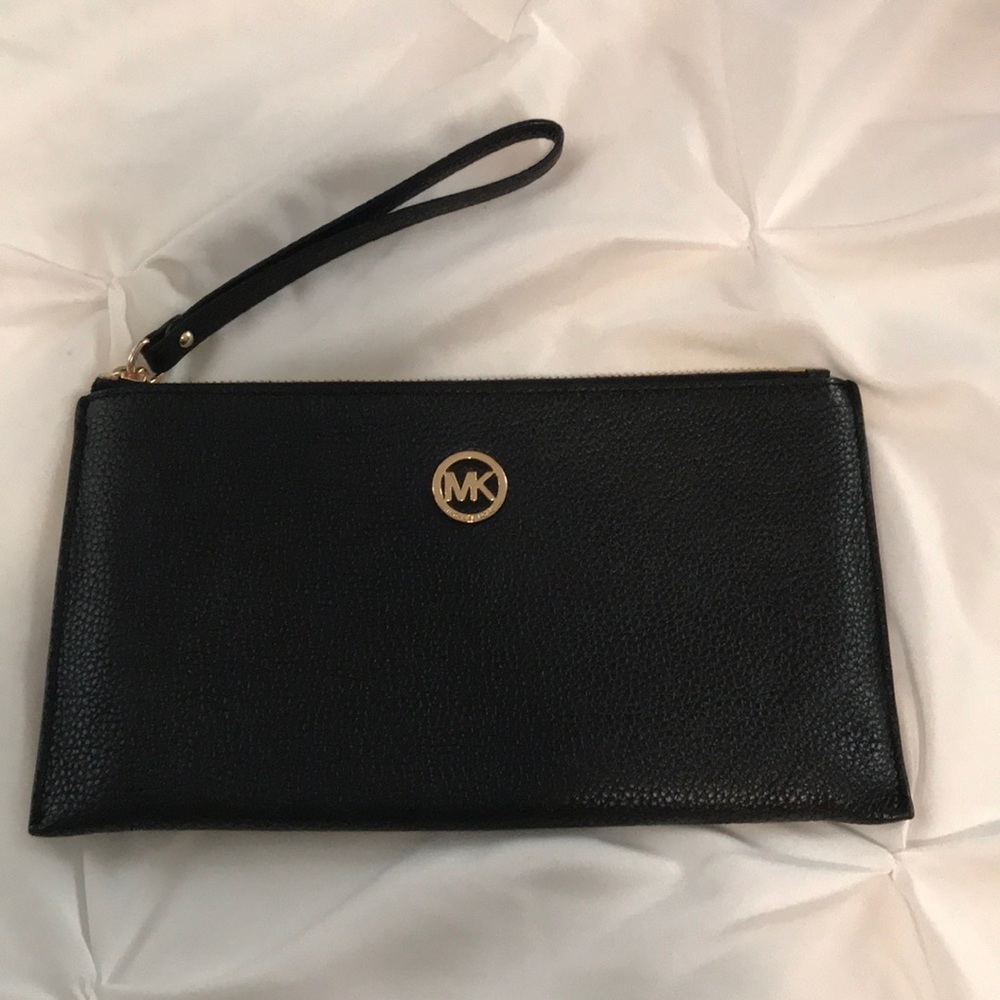 Black Michael Kors Wristlet